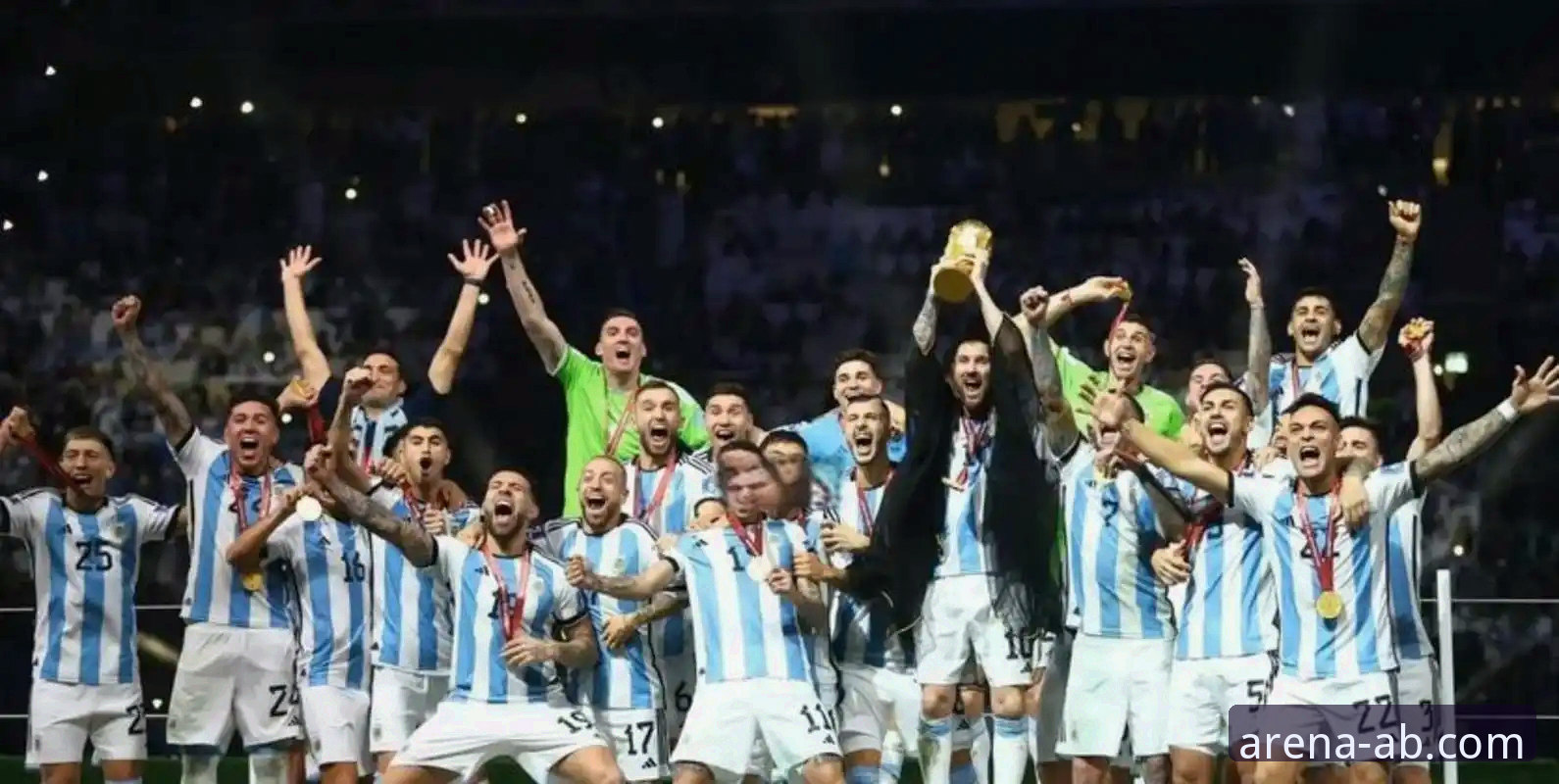 从阿根廷5-0大胜看赛事直播必备技巧：安博电竞平台观赛指南